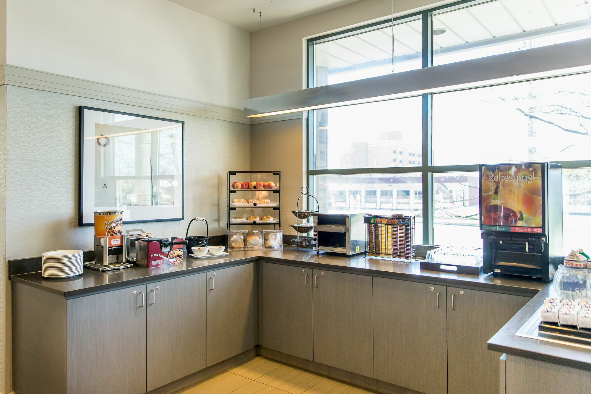 Courtyard By Marriott Kitchener Hotel ภายนอก รูปภาพ